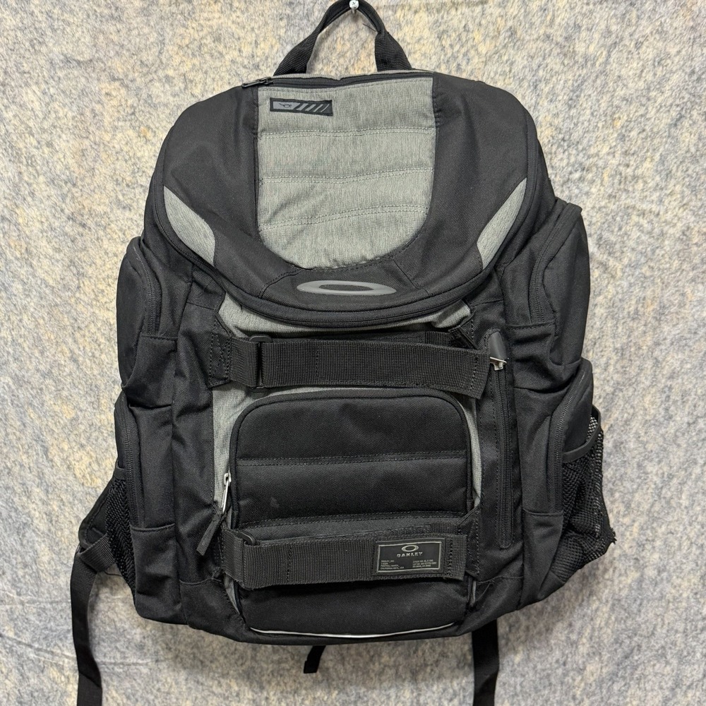 Oakley Enduro 30L 2.0 Backpack Black Gray 20-S1242 Tactical Laptop Bag